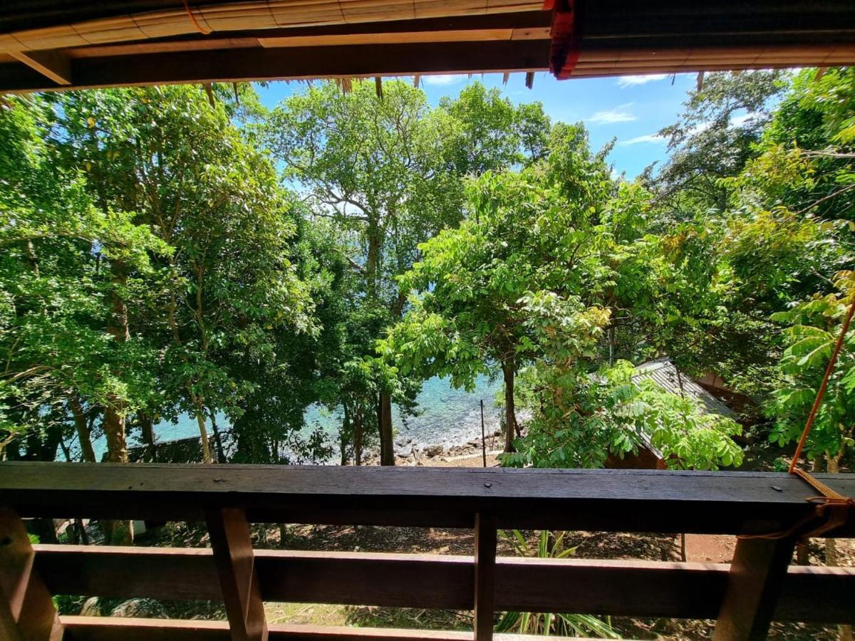Treetop Guesthouse And Bungalows ซาบัง ภายนอก รูปภาพ