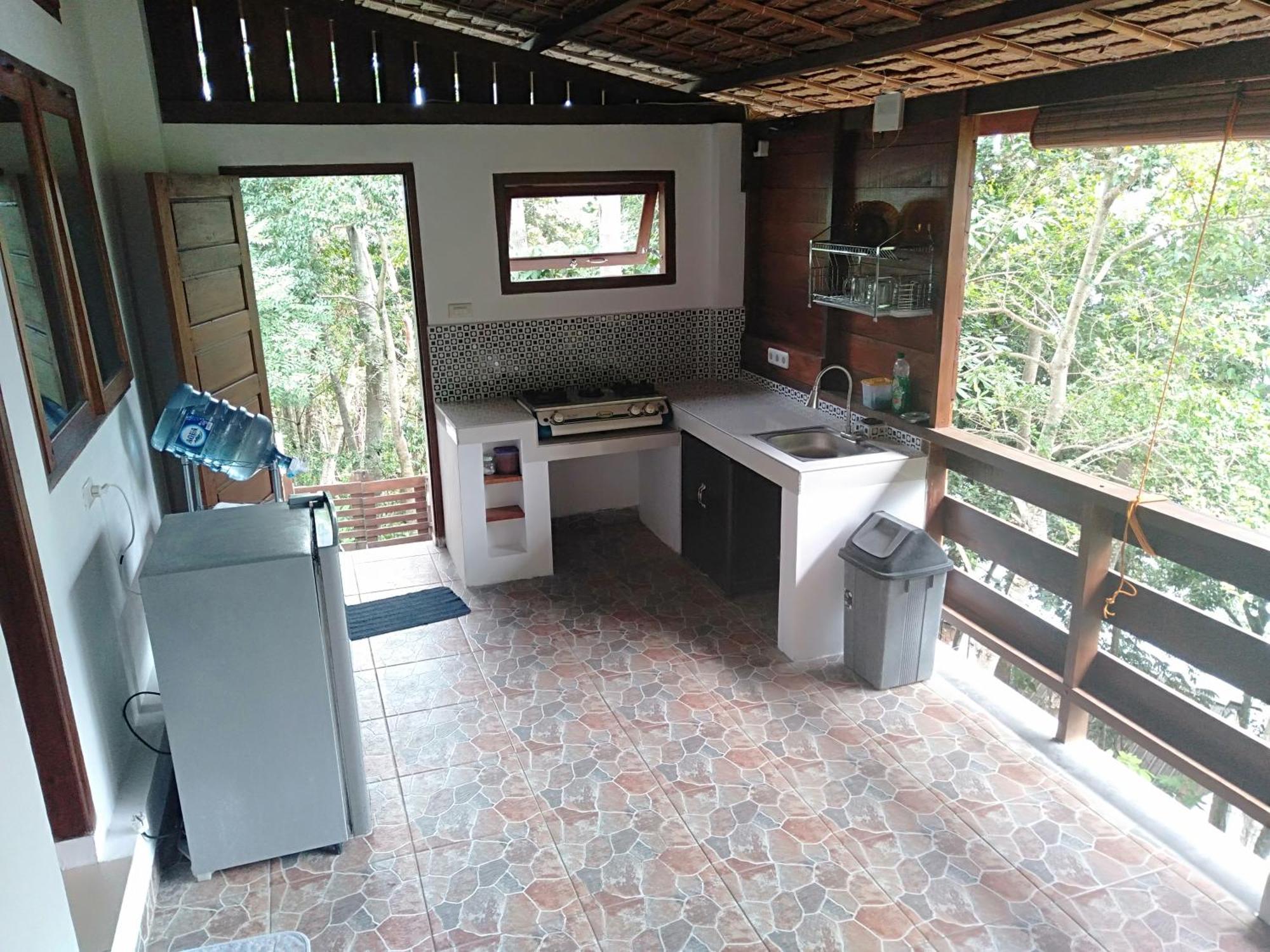 Treetop Guesthouse And Bungalows ซาบัง ภายนอก รูปภาพ