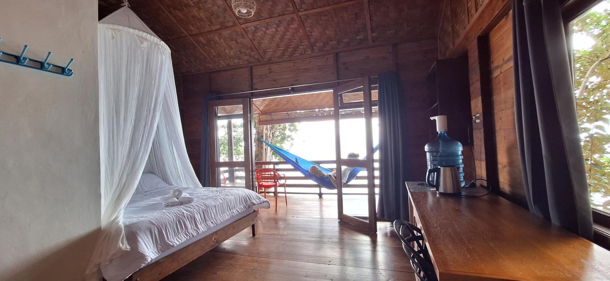 Treetop Guesthouse And Bungalows ซาบัง ภายนอก รูปภาพ